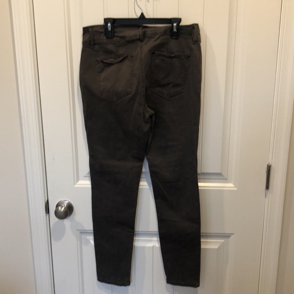 Unionbay Juniors Size 11 High Rise brown skinny pants - Picture 5 of 5